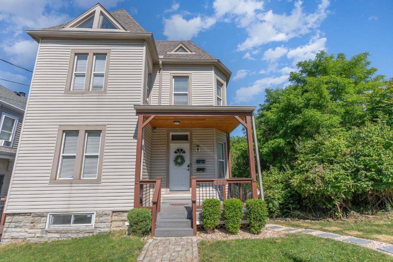 Appartamento Amazing Downtown Views - 3 Minutes To Downtown! Cincinnati Esterno foto
